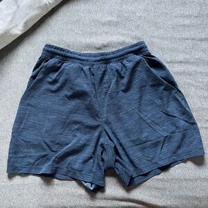 Lululemon Men's Small Pace Breaker Short (5" Linerless)